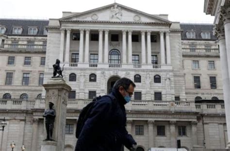 B­a­n­k­ ­o­f­ ­E­n­g­l­a­n­d­ ­b­u­l­u­t­ ­b­i­l­i­ş­i­m­ ­r­i­s­k­l­e­r­i­n­i­ ­d­e­ğ­e­r­l­e­n­d­i­r­i­y­o­r­